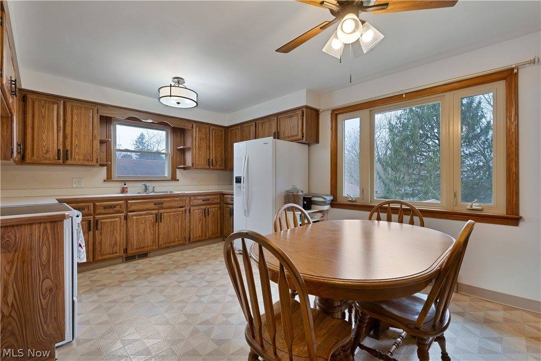 9868 Unity Road, Poland, OH 44514