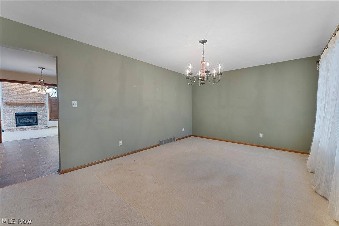 6599 Struthers Road, Poland, OH 44514