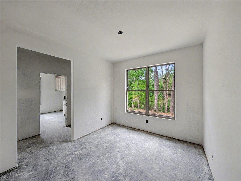 17 Ironside Lane, Bella Vista, AR 72715