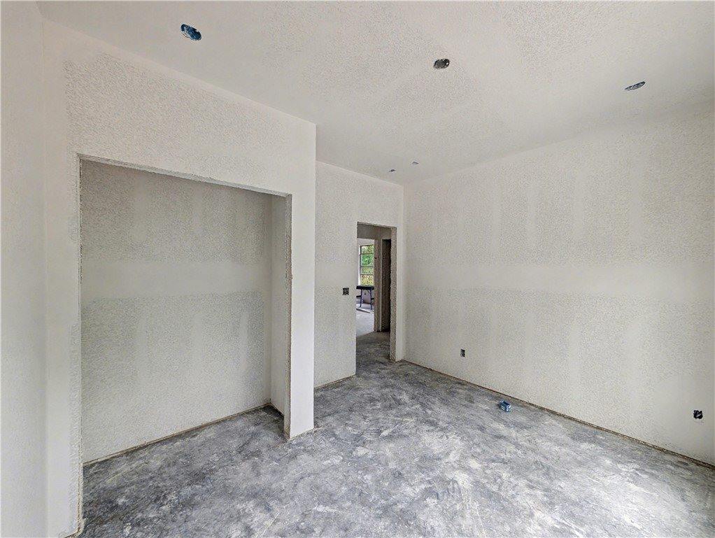 17 Ironside Lane, Bella Vista, AR 72715