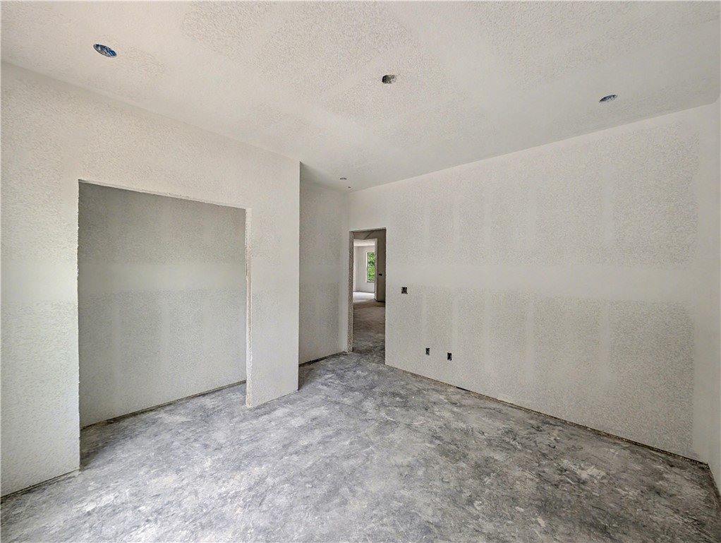 17 Ironside Lane, Bella Vista, AR 72715