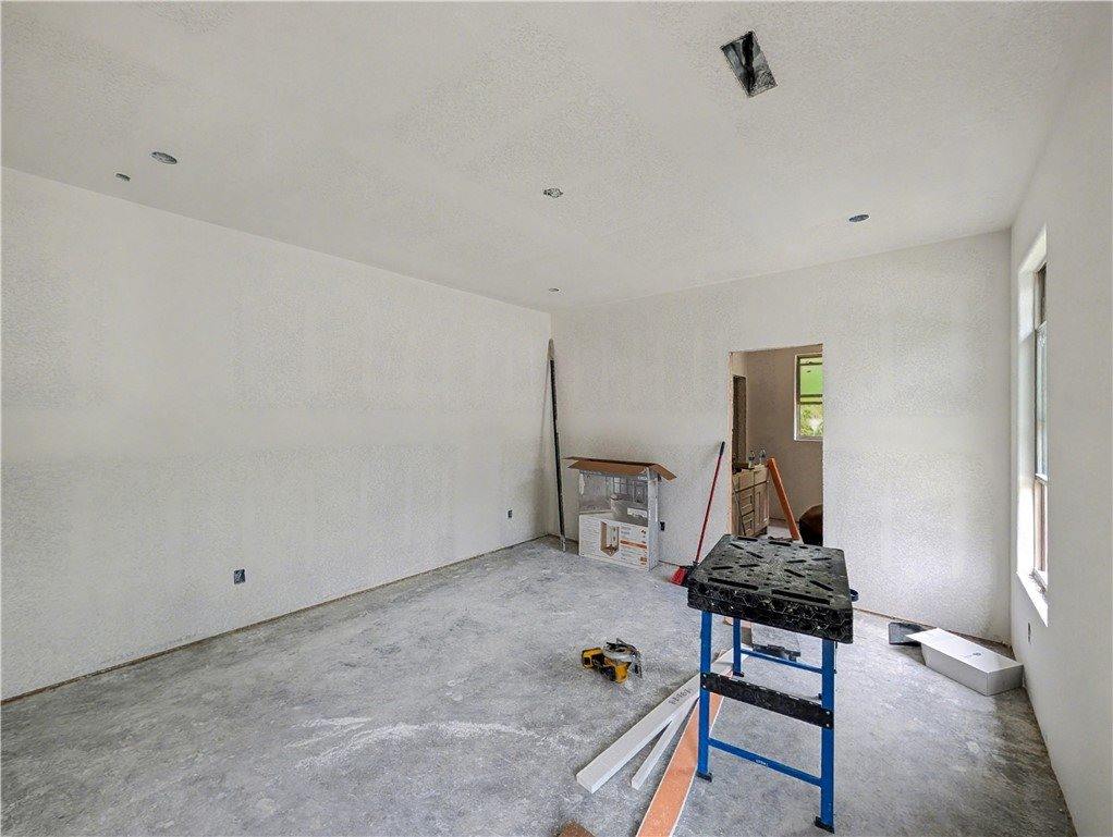 17 Ironside Lane, Bella Vista, AR 72715