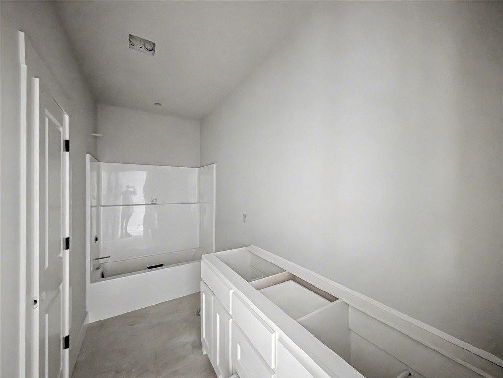 19 Mildenhall Drive, Bella Vista, AR 72714