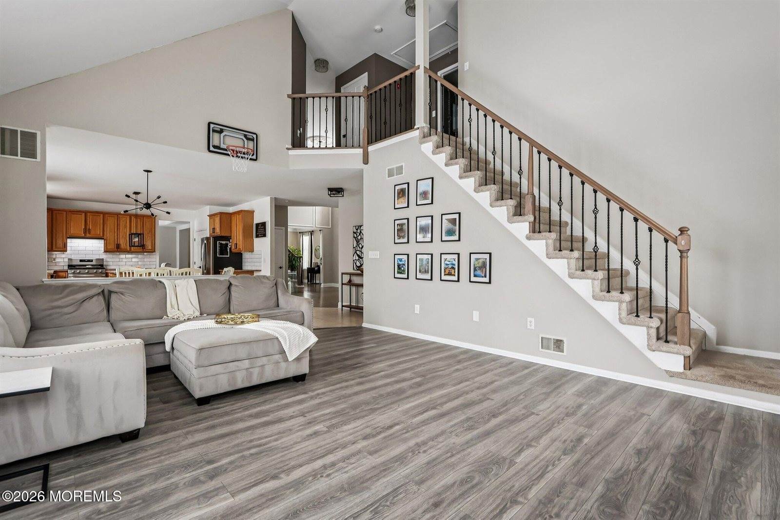 9 Winners Circle, Manalapan, NJ 07726