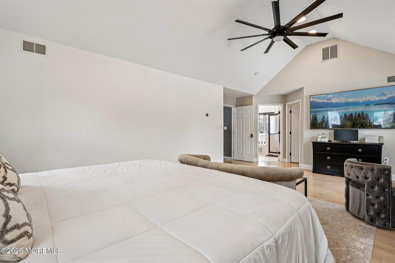 9 Winners Circle, Manalapan, NJ 07726