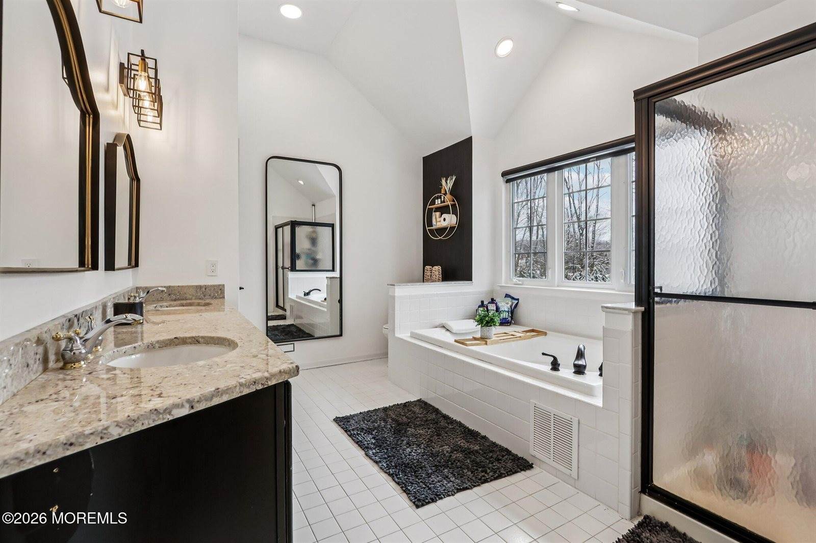 9 Winners Circle, Manalapan, NJ 07726