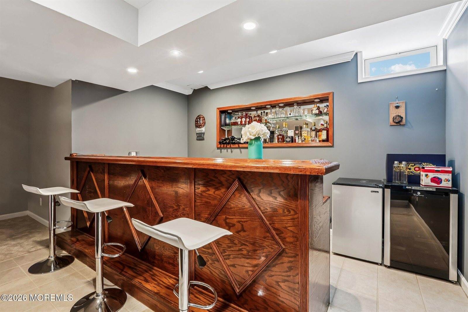 9 Winners Circle, Manalapan, NJ 07726