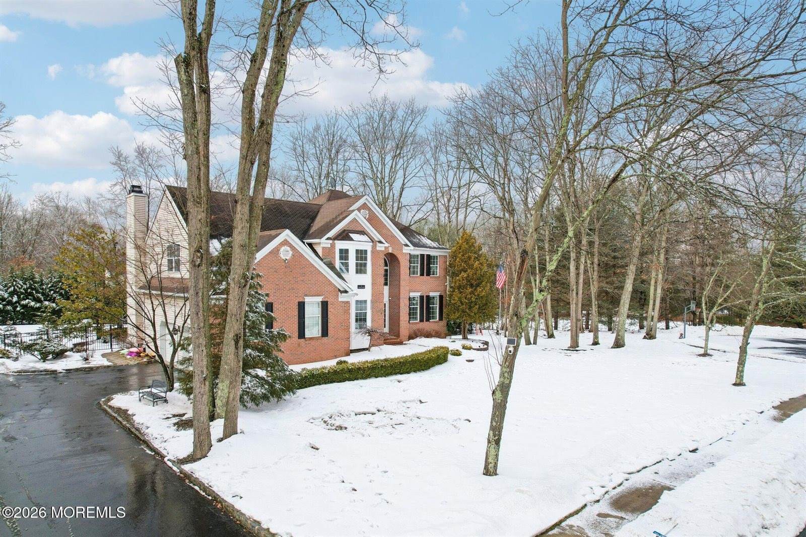 9 Winners Circle, Manalapan, NJ 07726