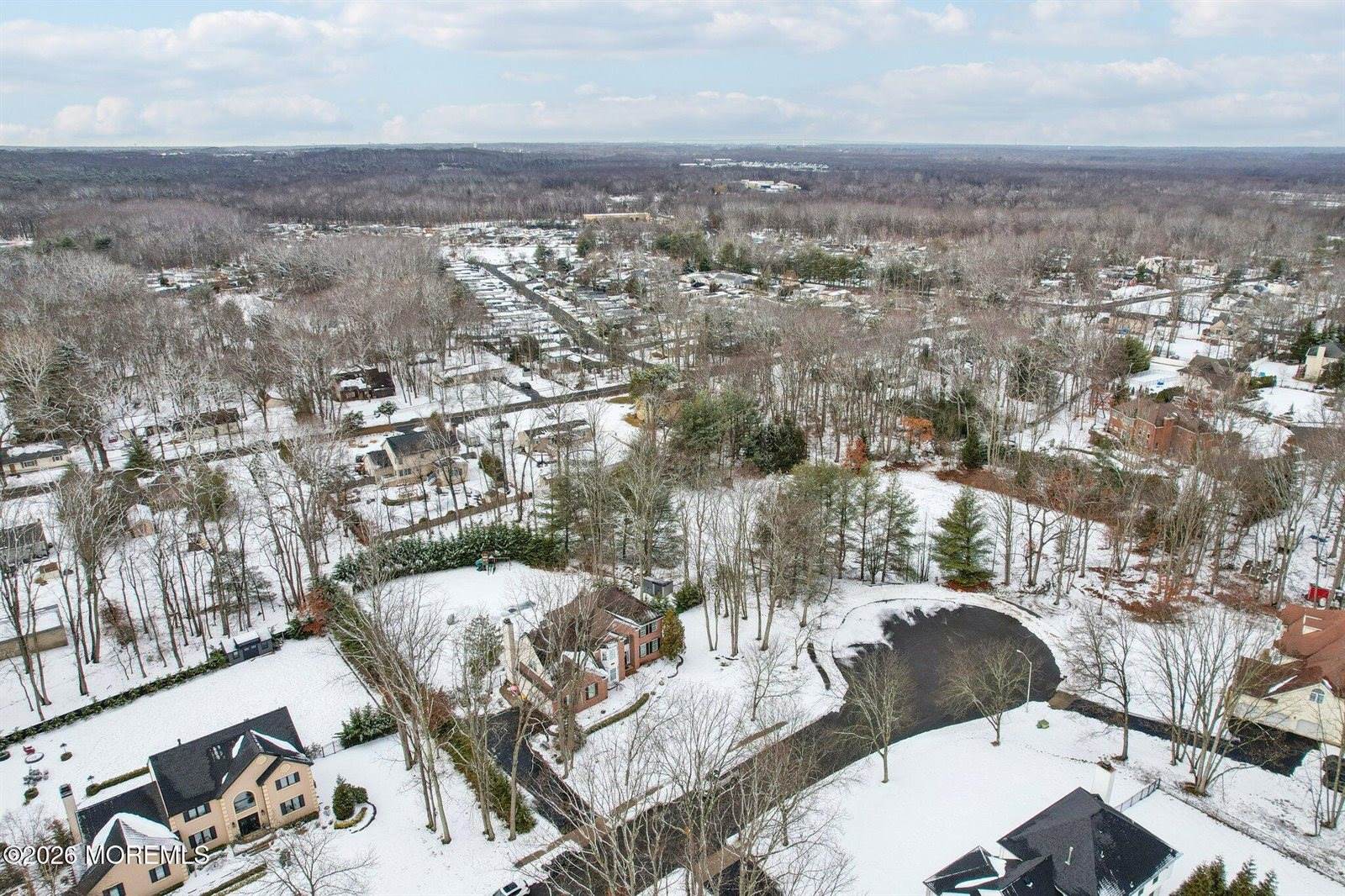 9 Winners Circle, Manalapan, NJ 07726