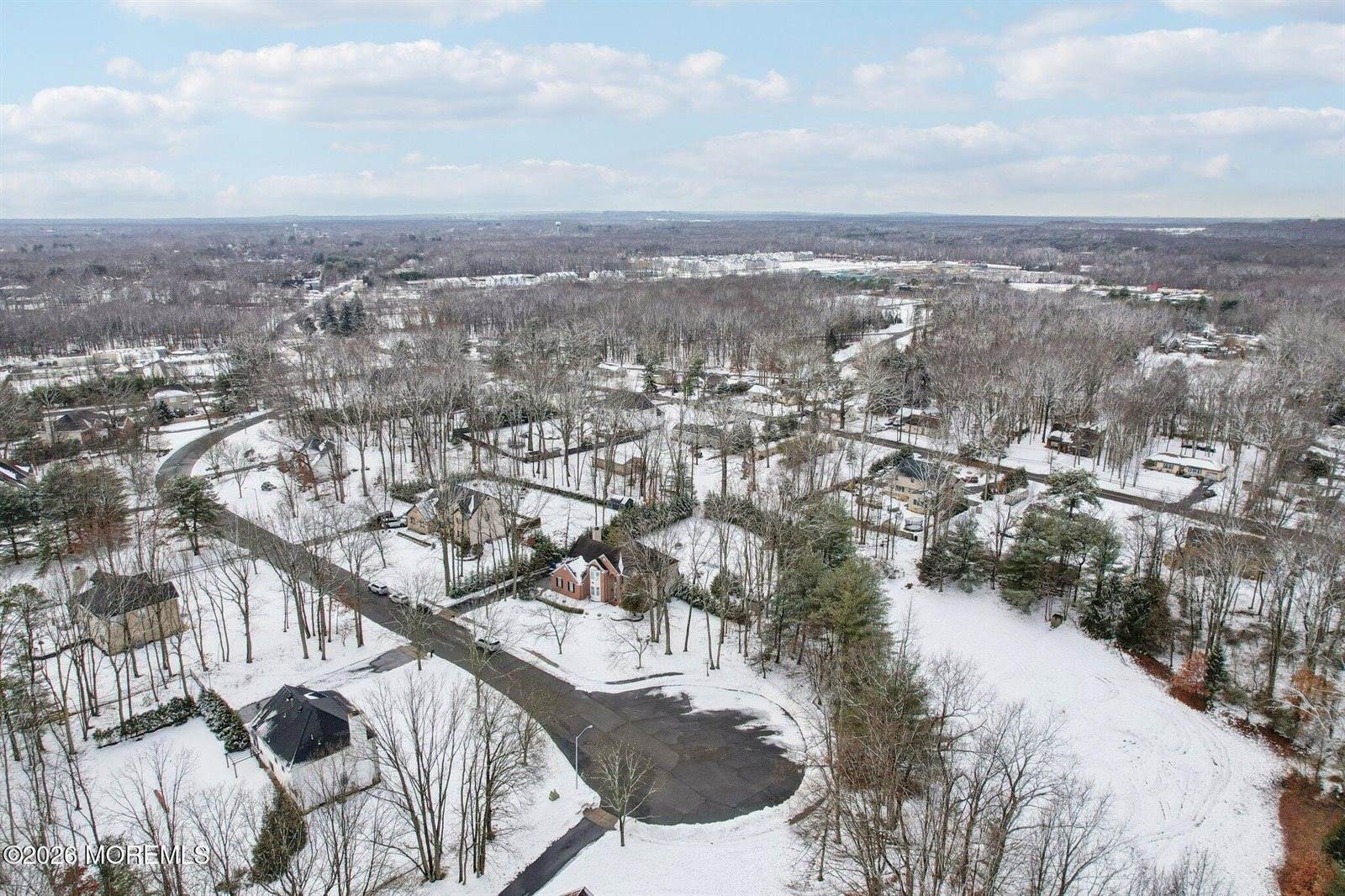 9 Winners Circle, Manalapan, NJ 07726