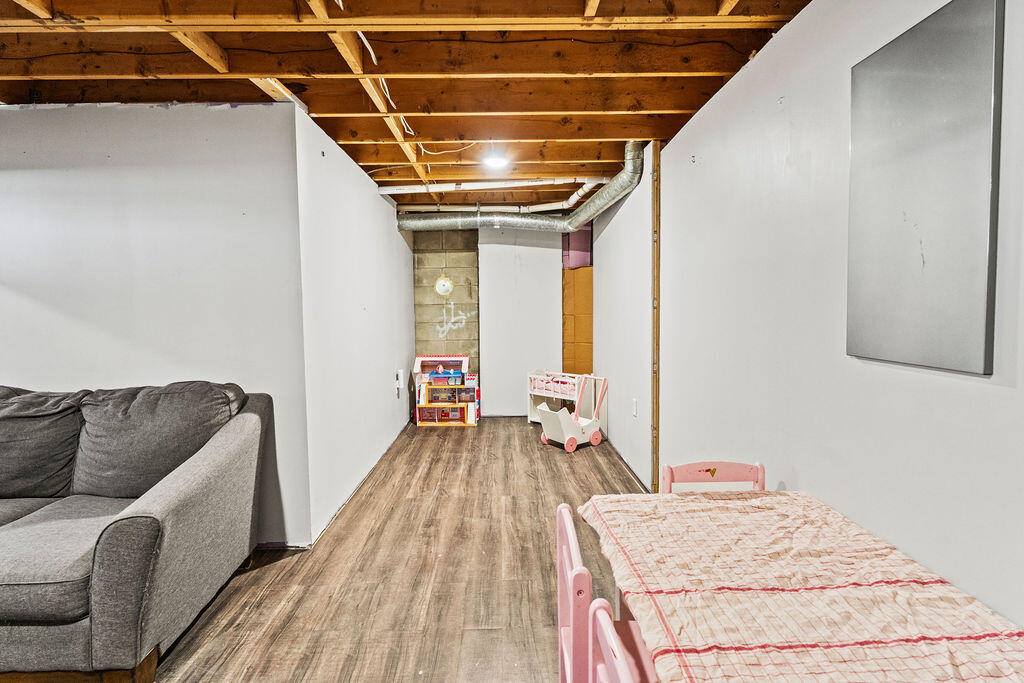 611 Horseback Road, Carmel, ME 04419