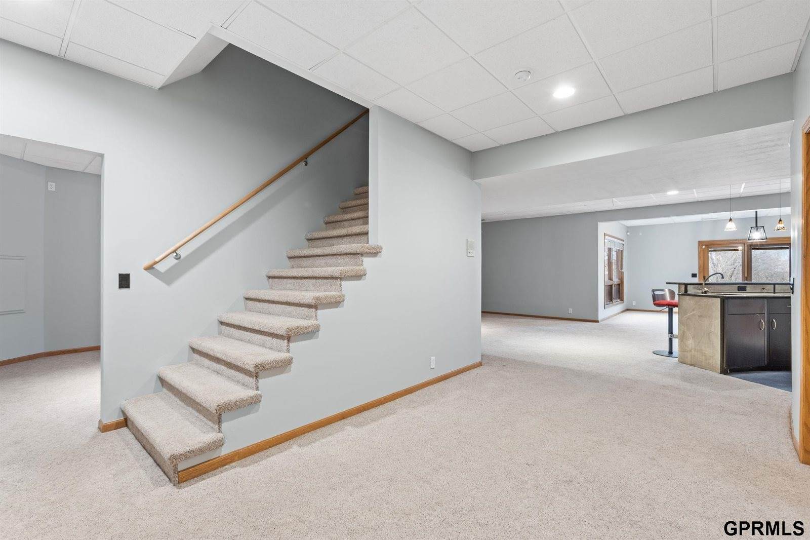 907 Woodland Avenue, Papillion, NE 68046