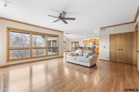 907 Woodland Avenue, Papillion, NE 68046