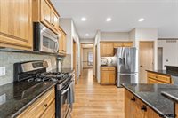 907 Woodland Avenue, Papillion, NE 68046