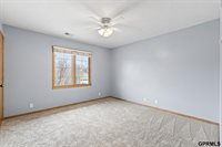 907 Woodland Avenue, Papillion, NE 68046