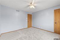 907 Woodland Avenue, Papillion, NE 68046