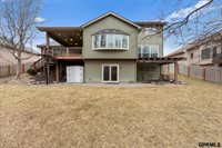 907 Woodland Avenue, Papillion, NE 68046