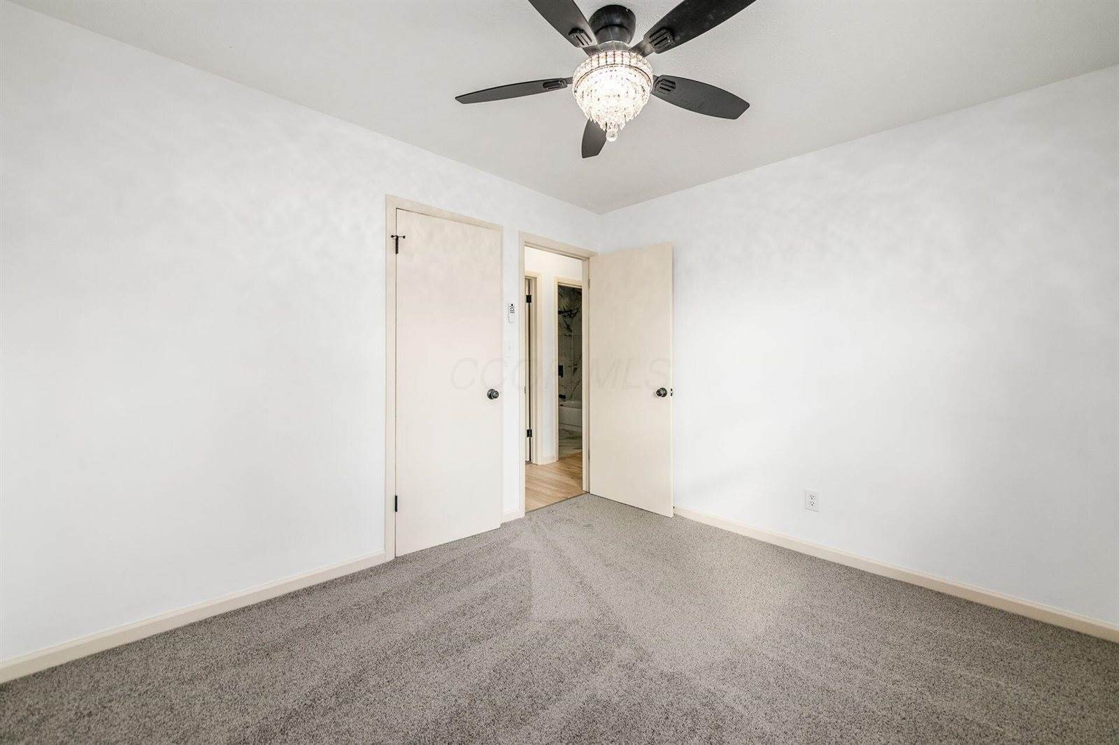 2350 Edenburgh Drive South, Columbus, OH 43219