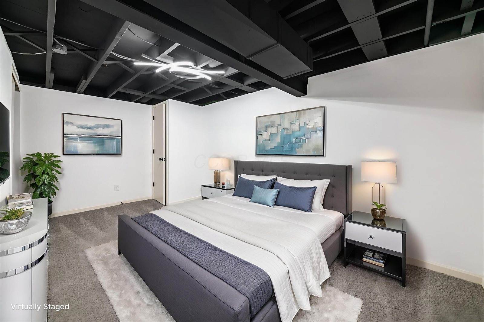 2350 Edenburgh Drive South, Columbus, OH 43219