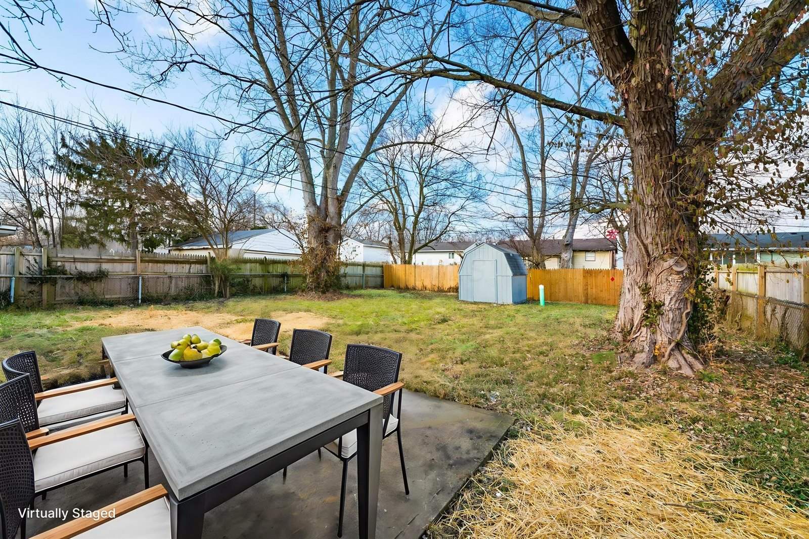 2350 Edenburgh Drive South, Columbus, OH 43219