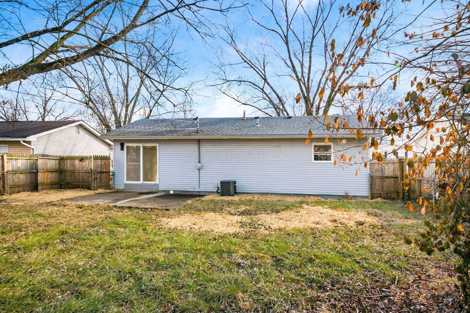 2350 Edenburgh Drive South, Columbus, OH 43219