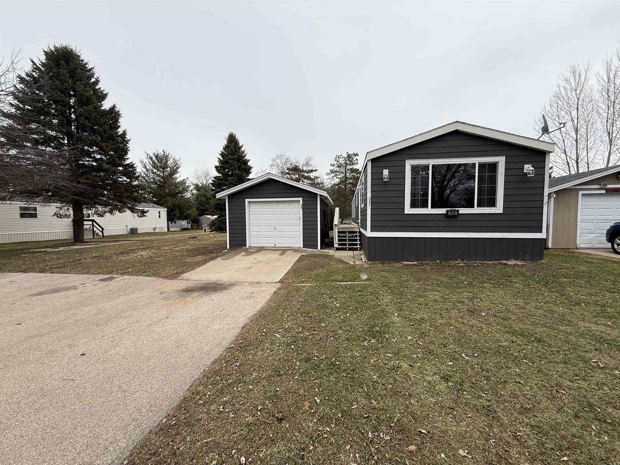 N2639 County Road Z Road #B68, Dousman, WI 53118