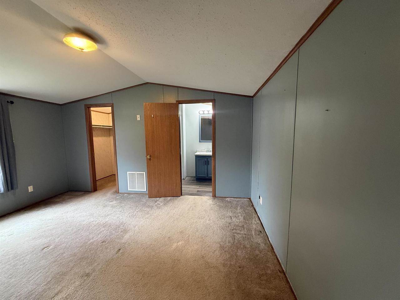 N2639 County Road Z Road #B68, Dousman, WI 53118