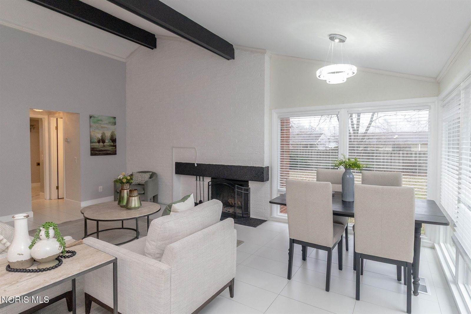 3158 Oak Grove Place, Toledo, OH 43613