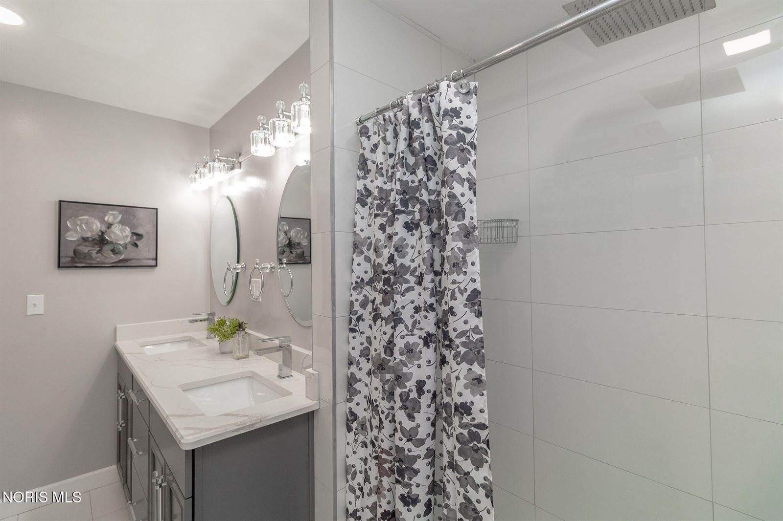 3158 Oak Grove Place, Toledo, OH 43613