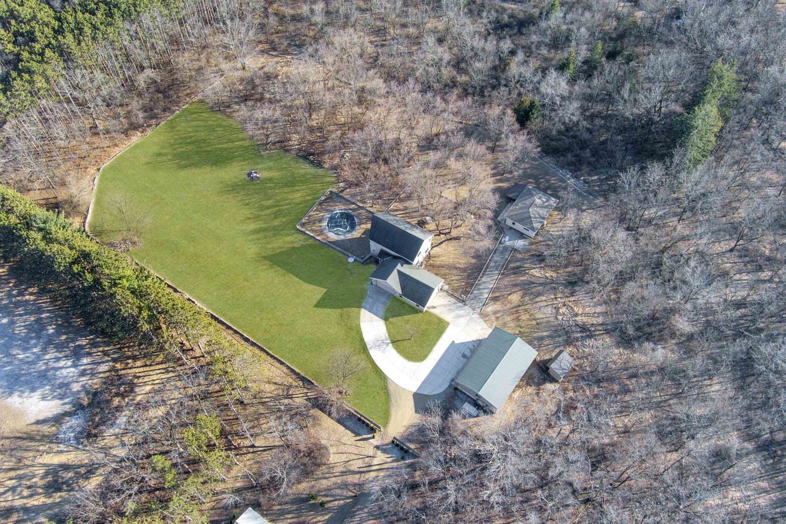 4805 Schneider, Fitchburg, WI 53575