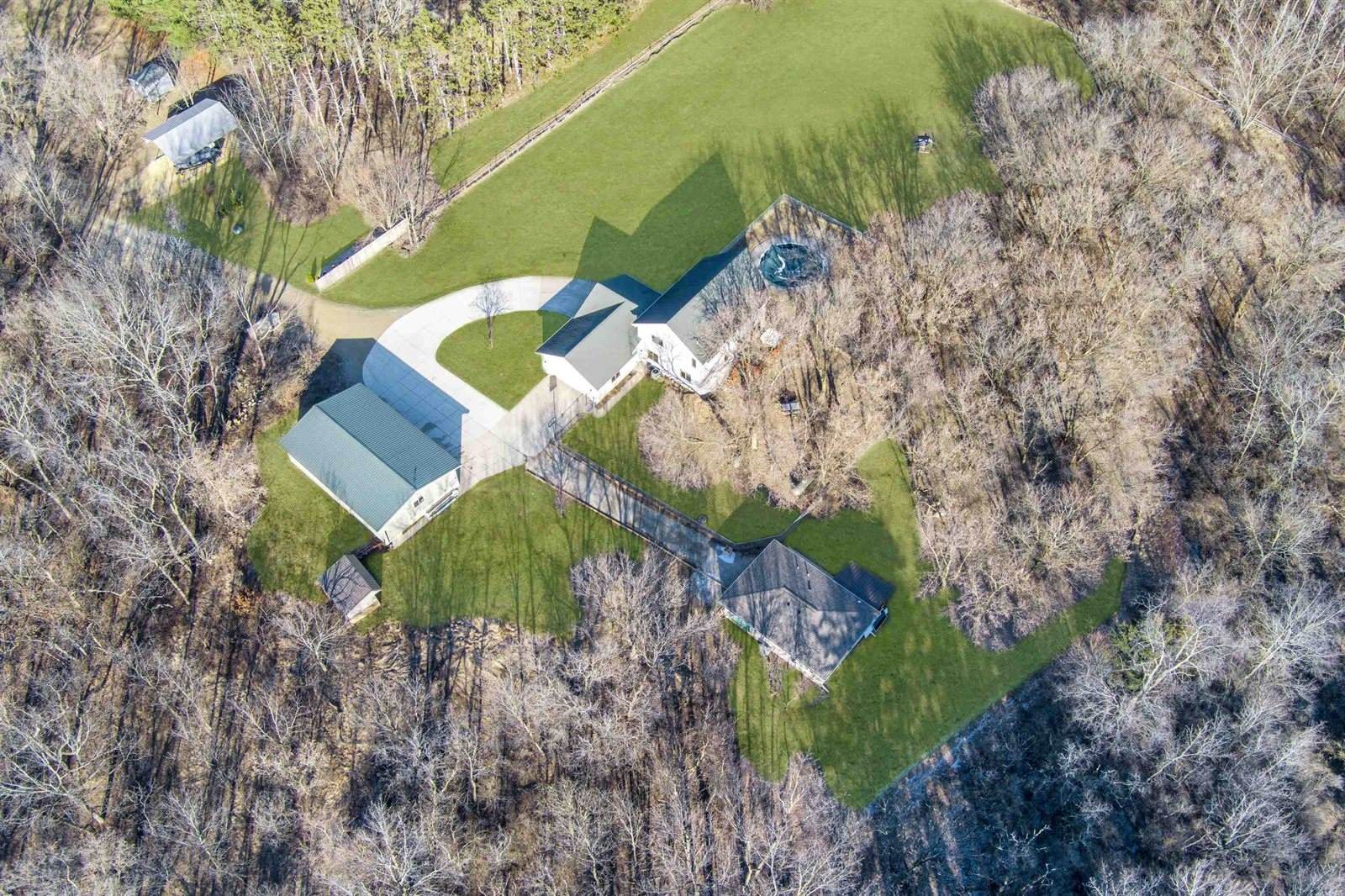 4805 Schneider, Fitchburg, WI 53575