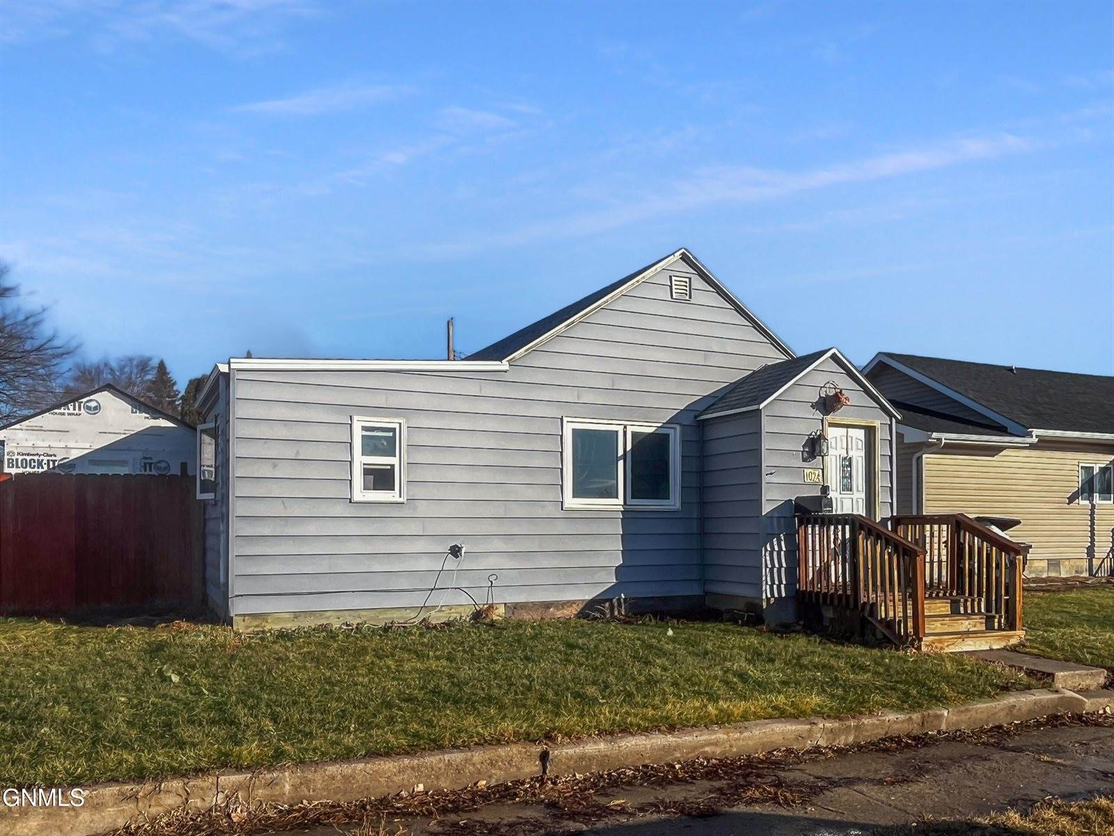 1024 W Broadway, Williston, ND 58801