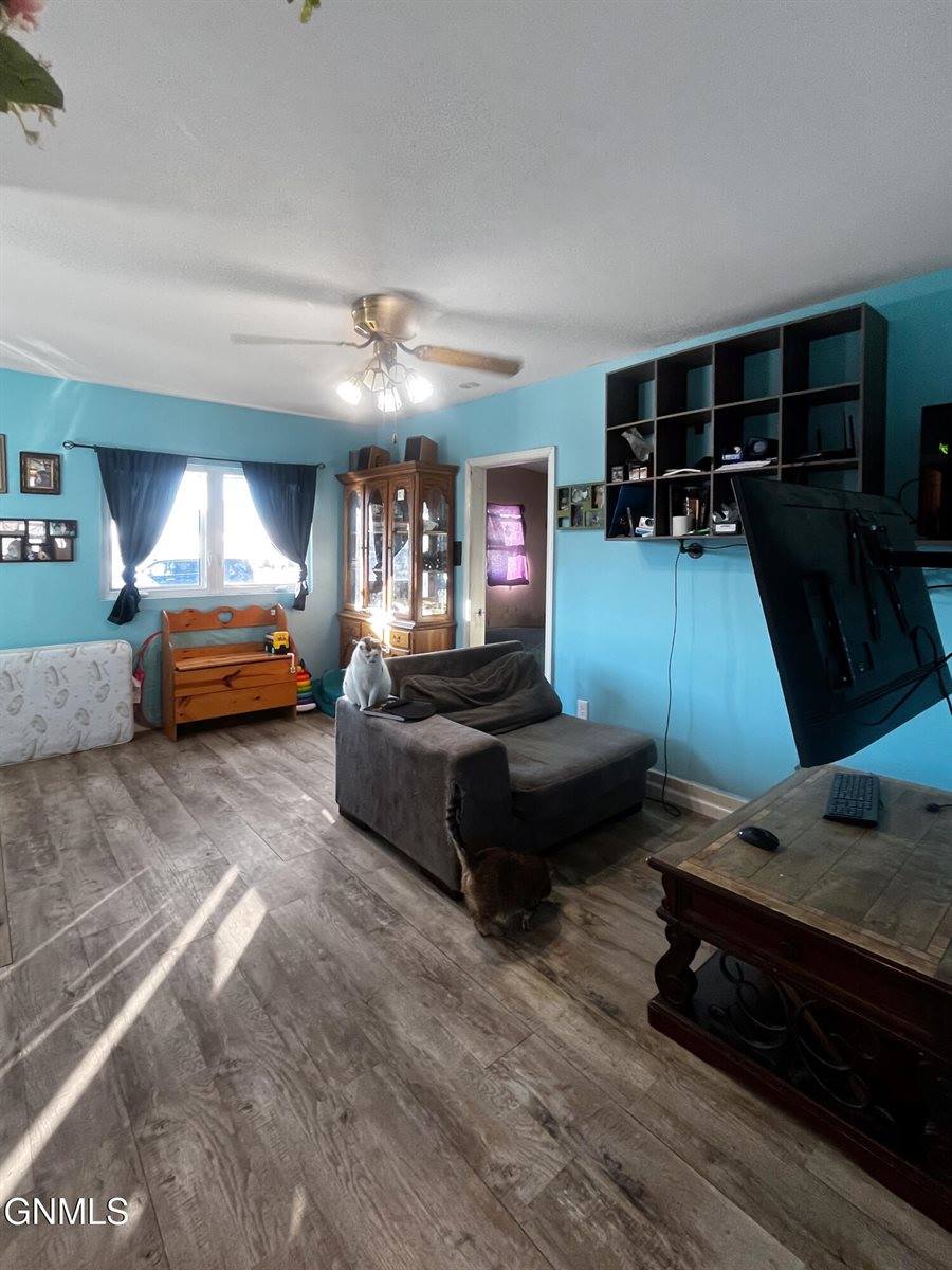 1024 W Broadway, Williston, ND 58801