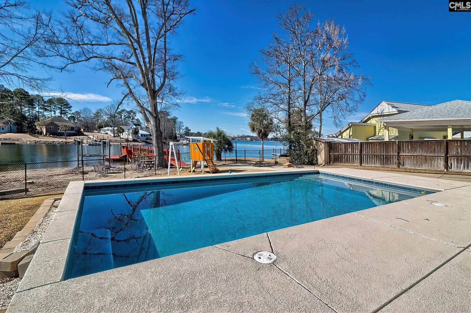 417 Dot, Gilbert, SC 29054