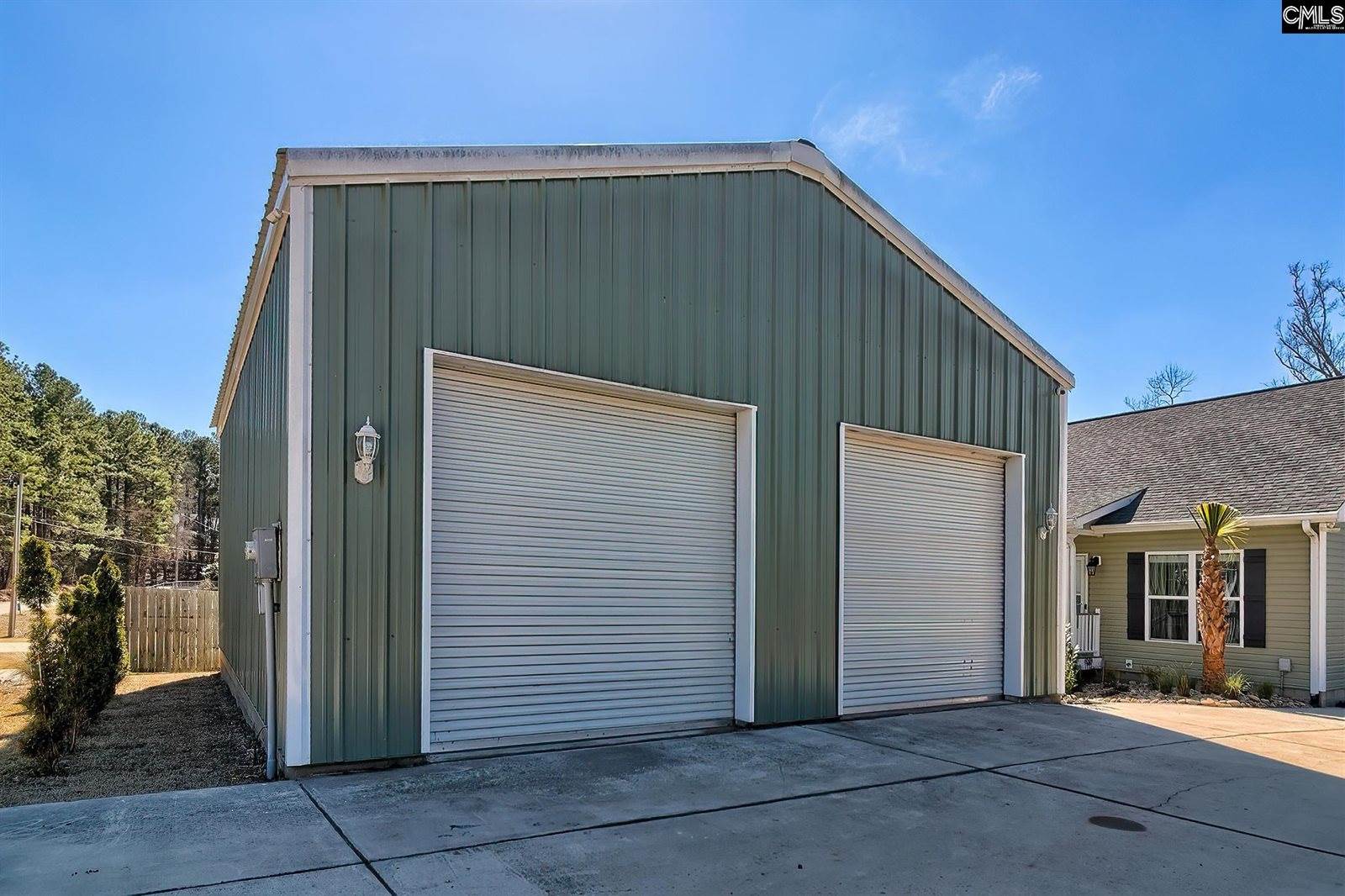 417 Dot, Gilbert, SC 29054