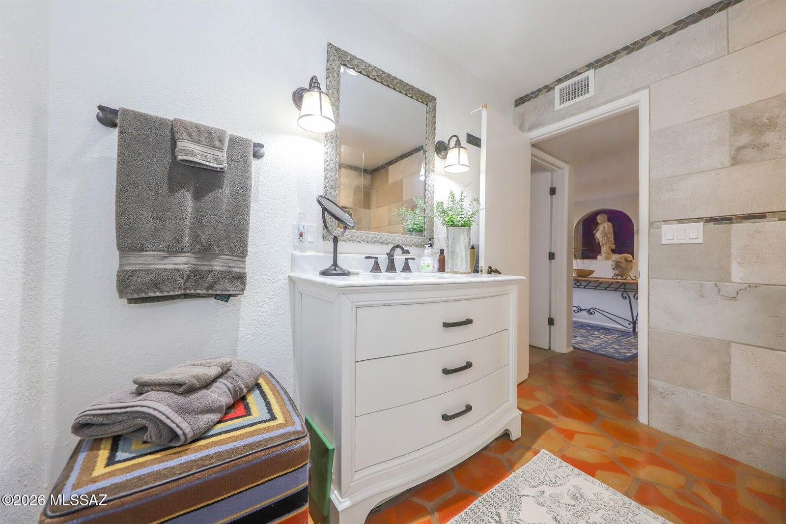 5057 East North Regency Circle, Tucson, AZ 85711