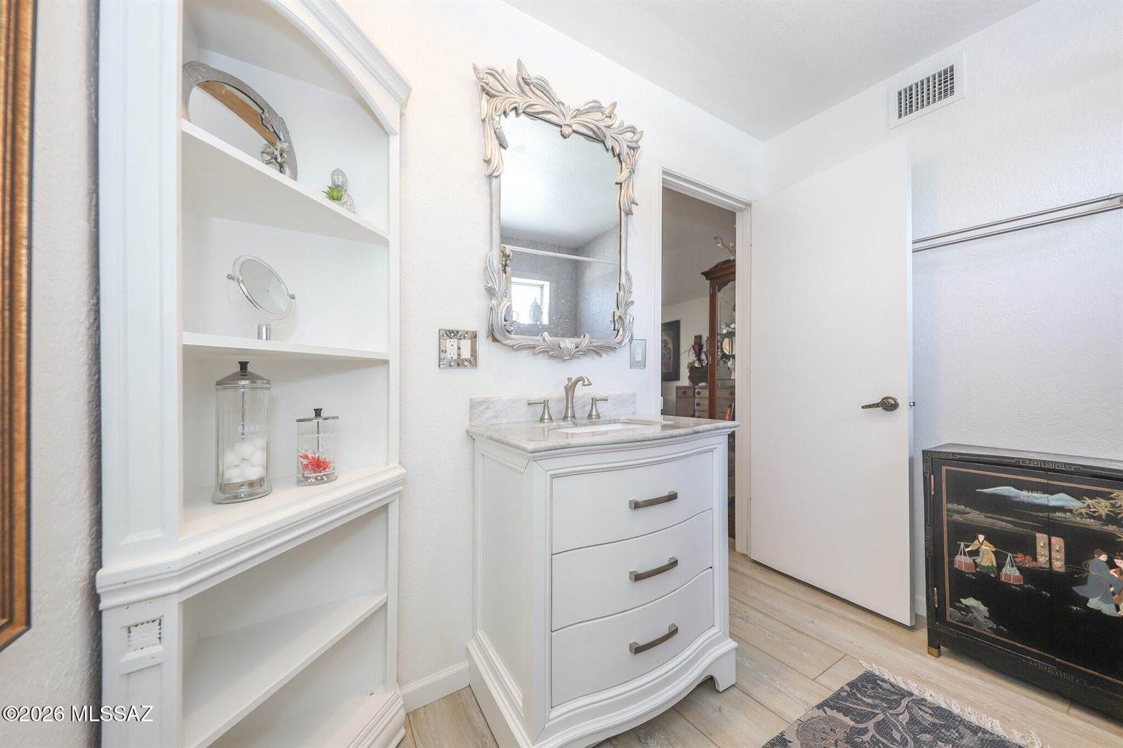 5057 East North Regency Circle, Tucson, AZ 85711