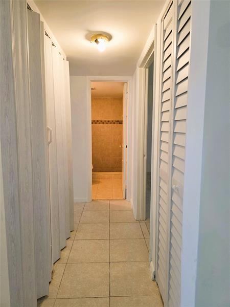 7173 Orange Dr 120, Davie, FL 33314