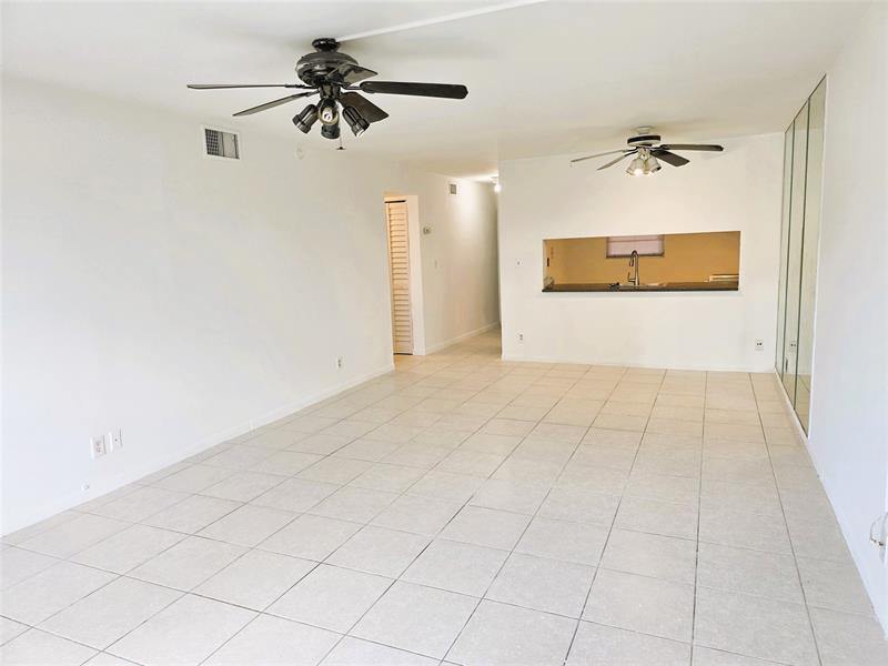 7173 Orange Dr 120, Davie, FL 33314