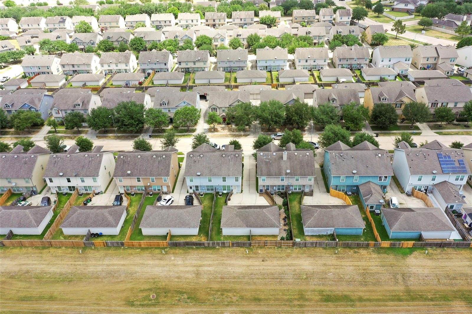 16783 Mammoth Springs Drive, Houston, TX 77095