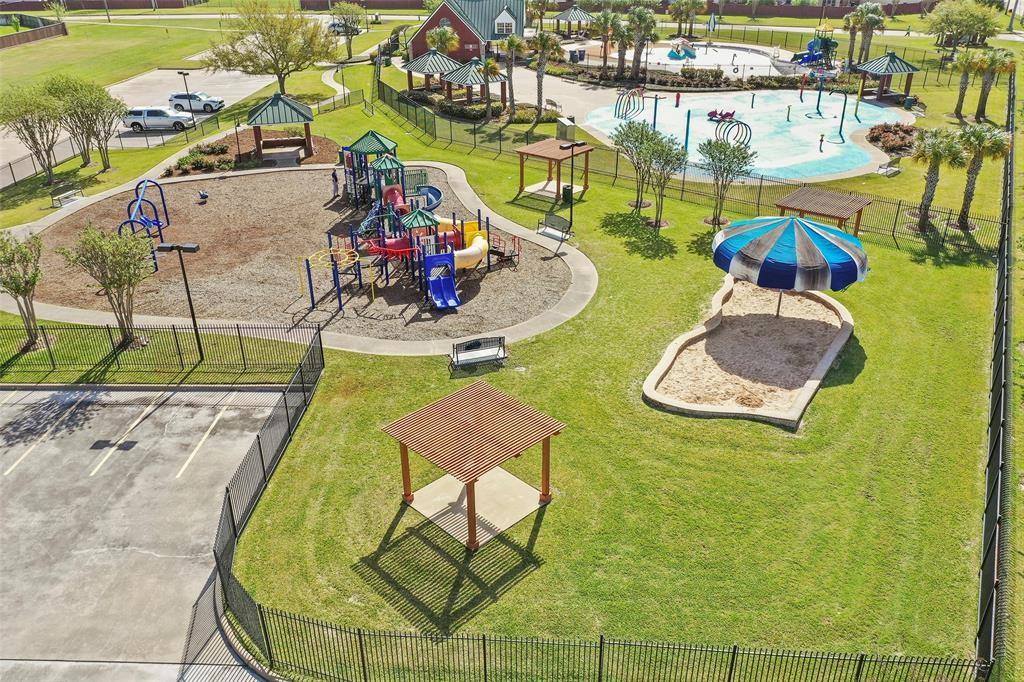 16783 Mammoth Springs Drive, Houston, TX 77095