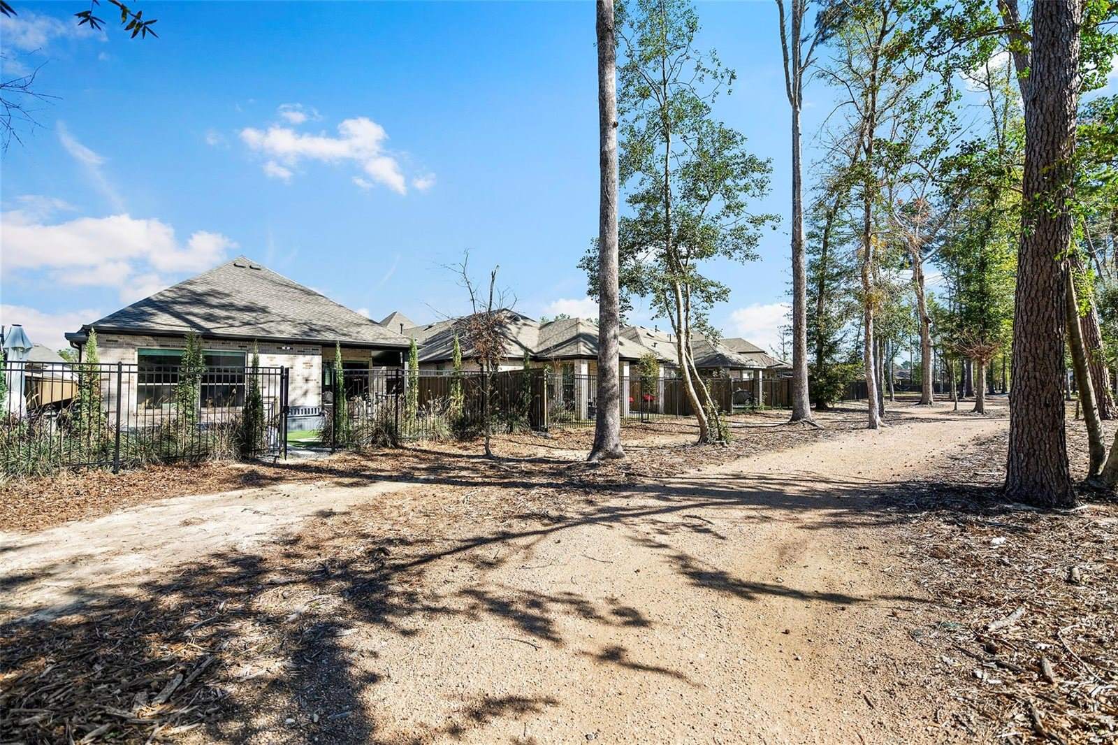 7474 Cattail Falls Lane, Porter, TX 77365