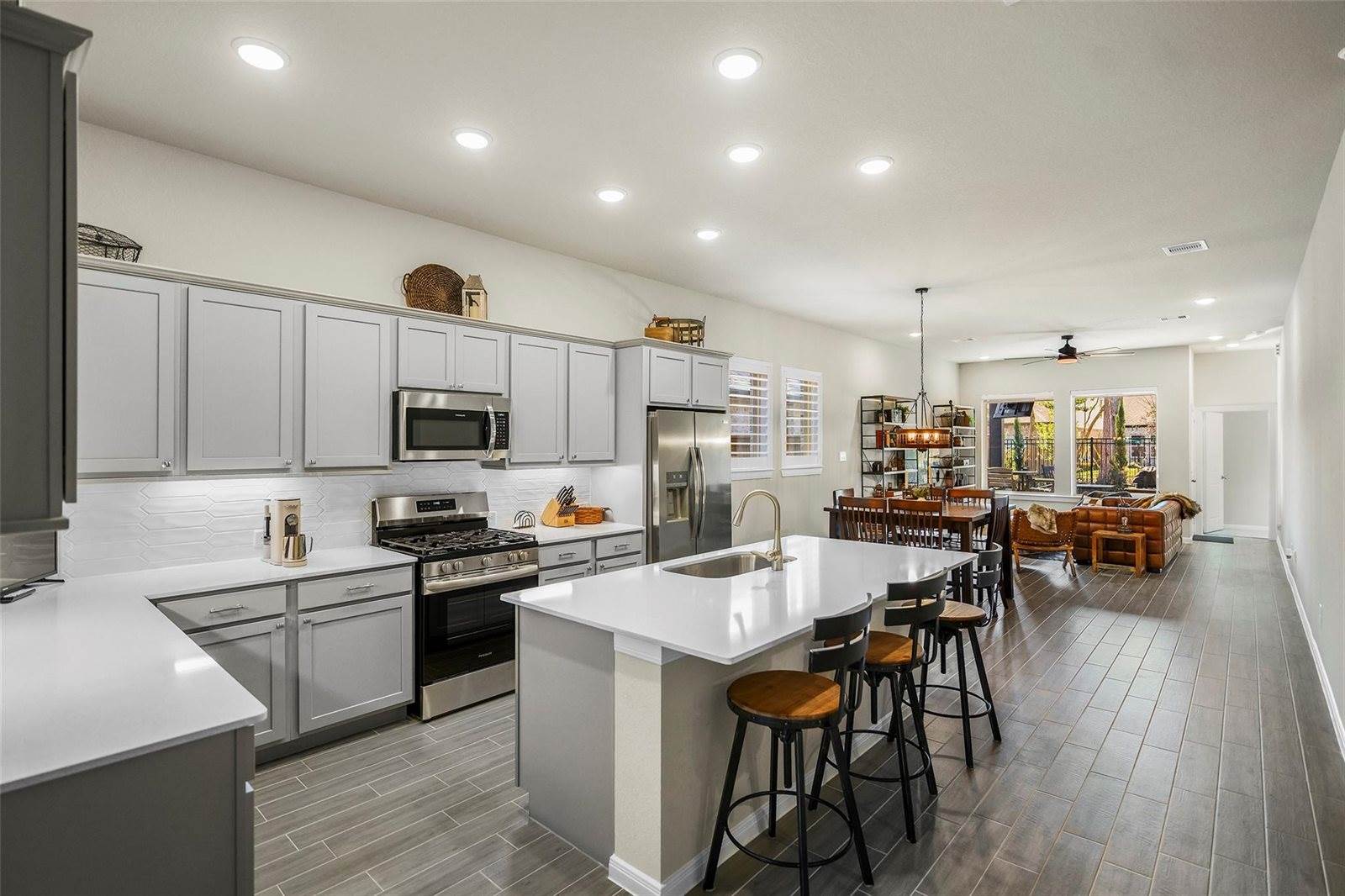 7474 Cattail Falls Lane, Porter, TX 77365