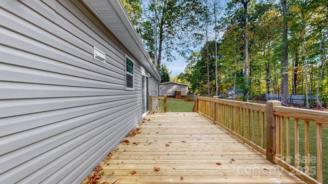 125 Apple Tree Lane, Statesville, NC 28677