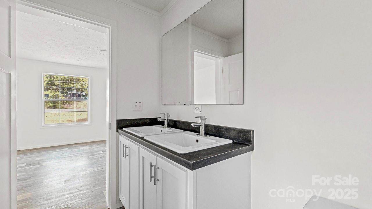 125 Apple Tree Lane, Statesville, NC 28677