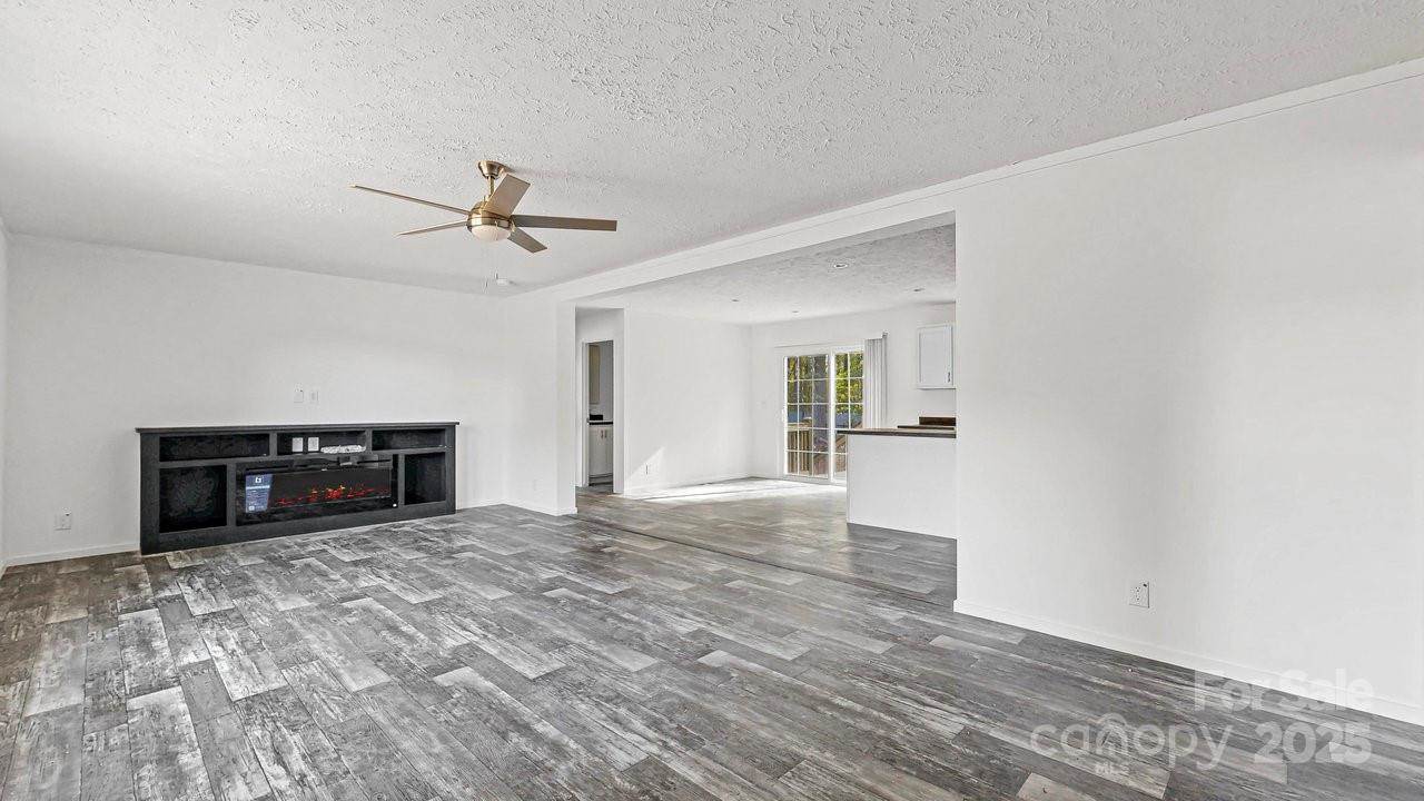 125 Apple Tree Lane, Statesville, NC 28677