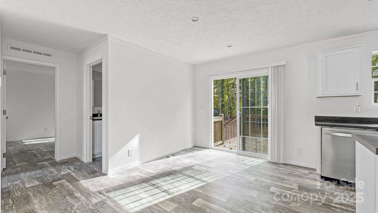 125 Apple Tree Lane, Statesville, NC 28677