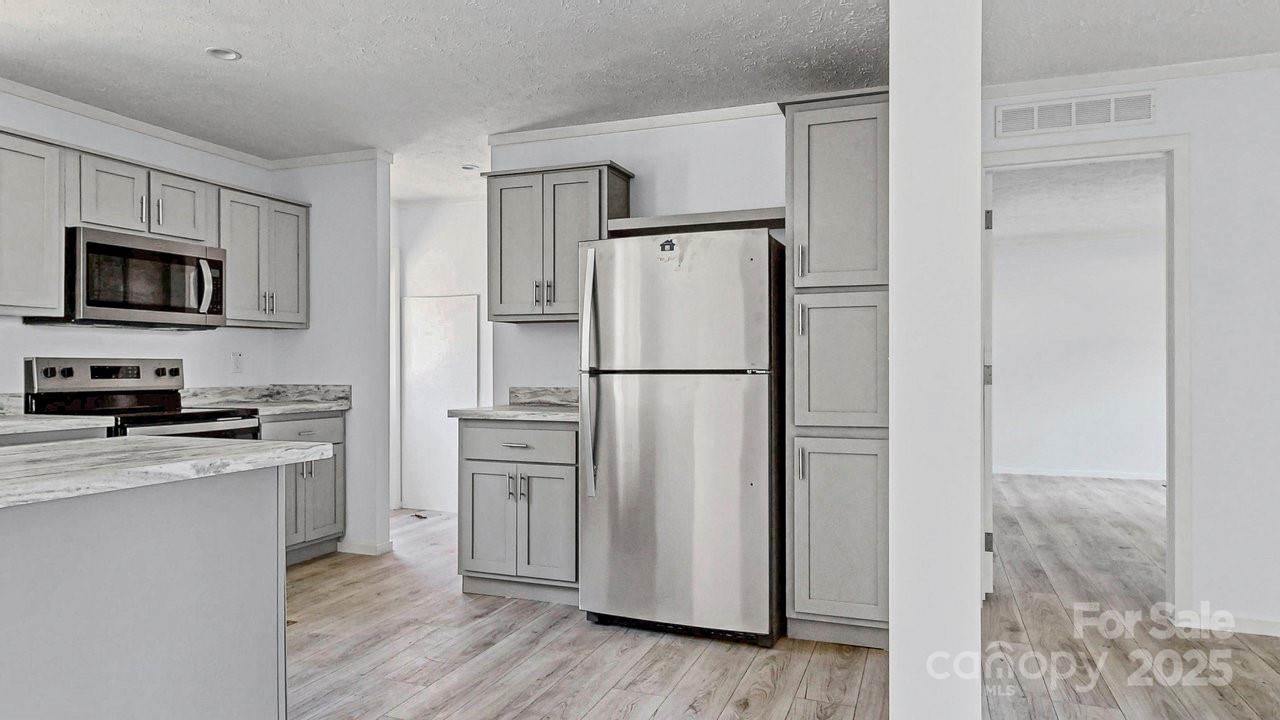 105 Apple Tree Lane, Statesville, NC 28677