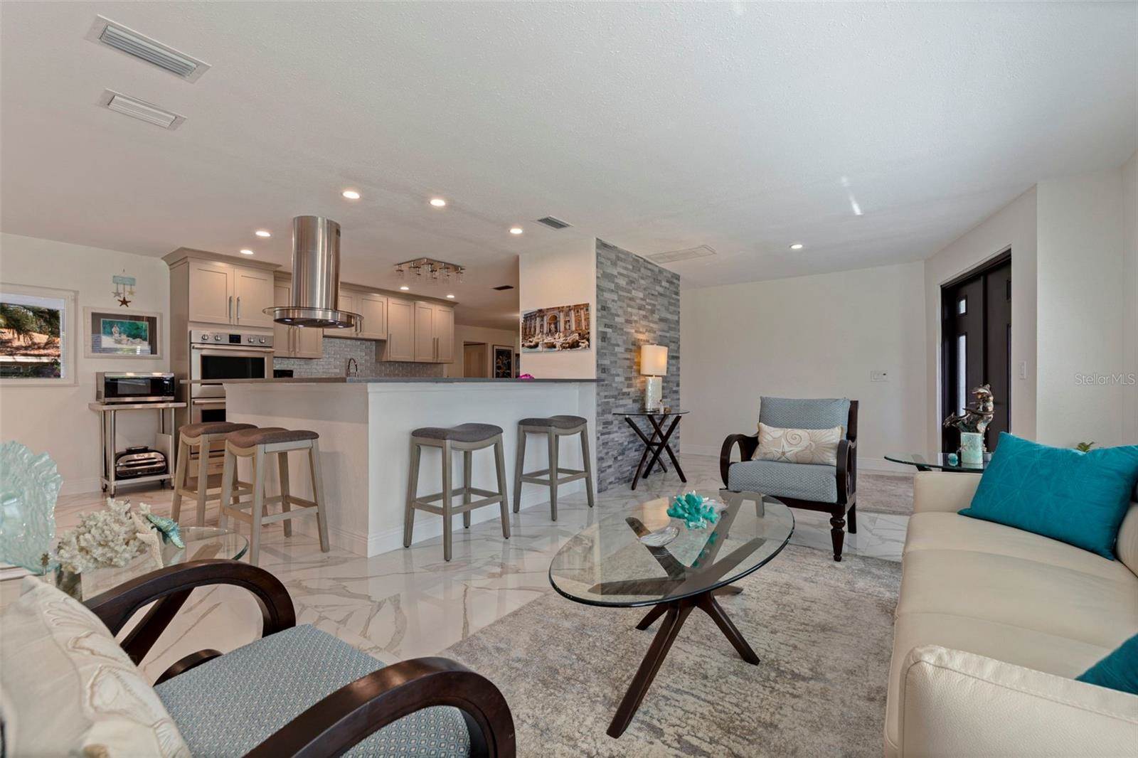 153 58TH Avenue South, Saint Petersburg, FL 33705