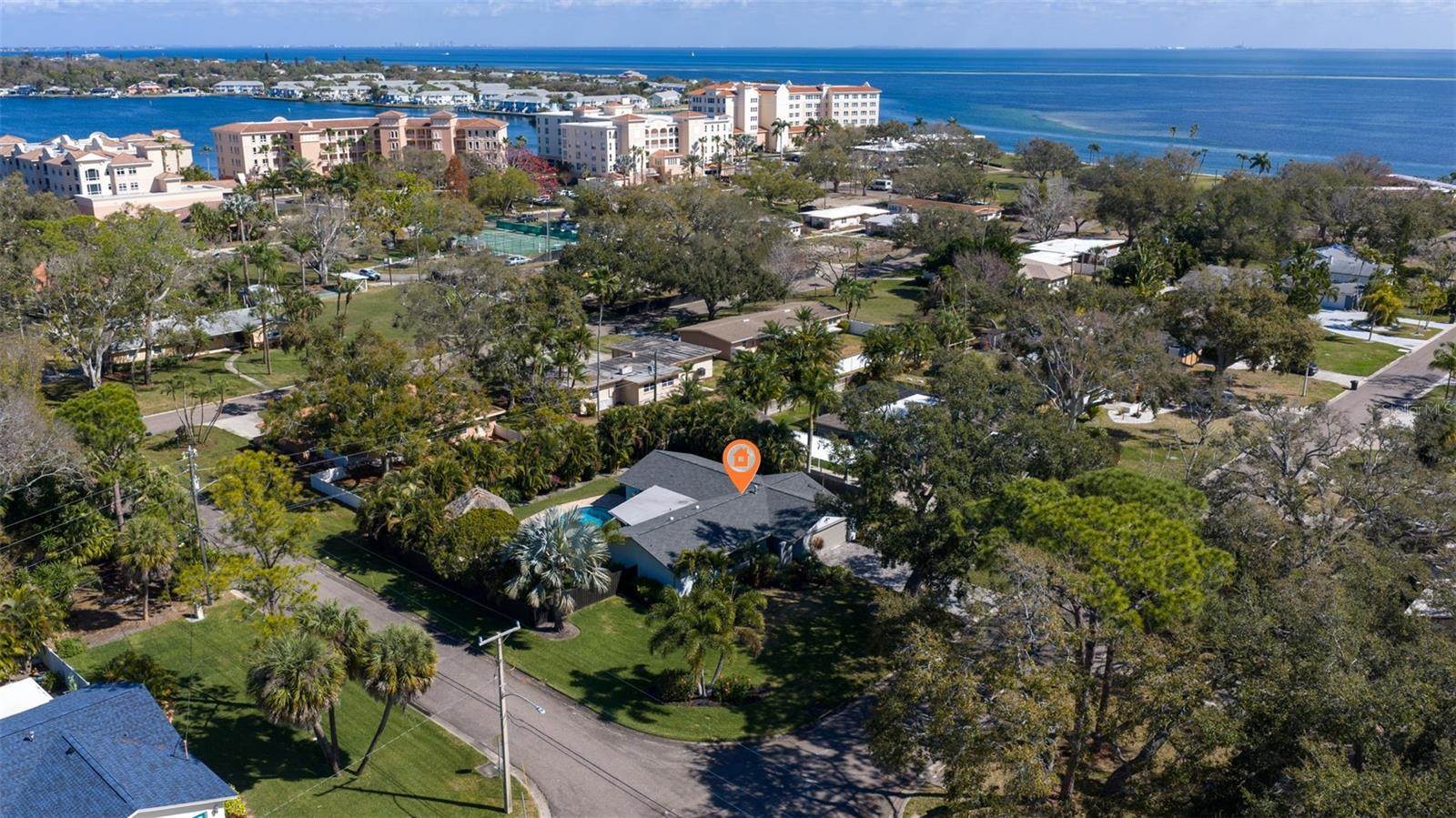 153 58TH Avenue South, Saint Petersburg, FL 33705